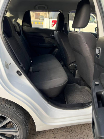 suzuki-swift-glx-cvt-2022-big-11