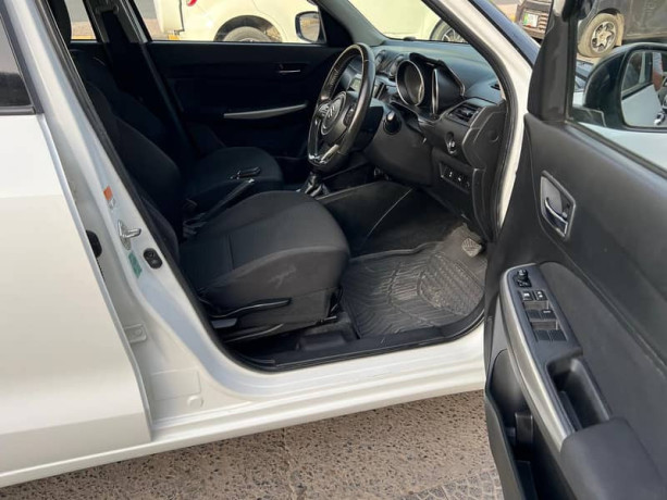 suzuki-swift-glx-cvt-2022-big-5