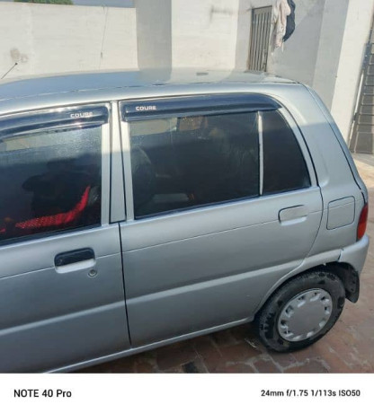daihatsu-cuore-2003-big-8