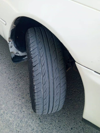 toyota-corolla-xe-limited-1996-big-9