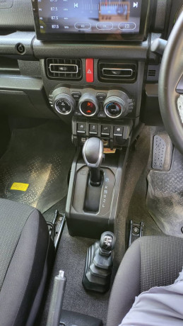 suzuki-jimny-turbo-2019-big-4