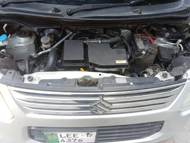 suzuki-wagon-r-2014-big-10