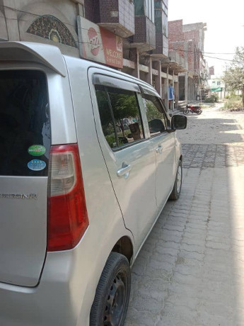 suzuki-wagon-r-2014-big-5