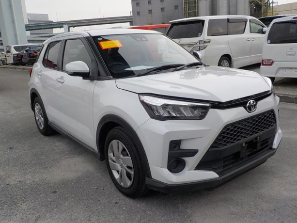 toyota-raize-xs-2019-big-2
