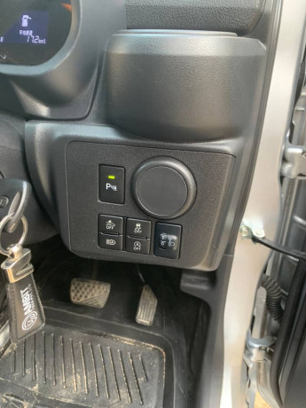 daihatsu-mira-es-2022-big-11