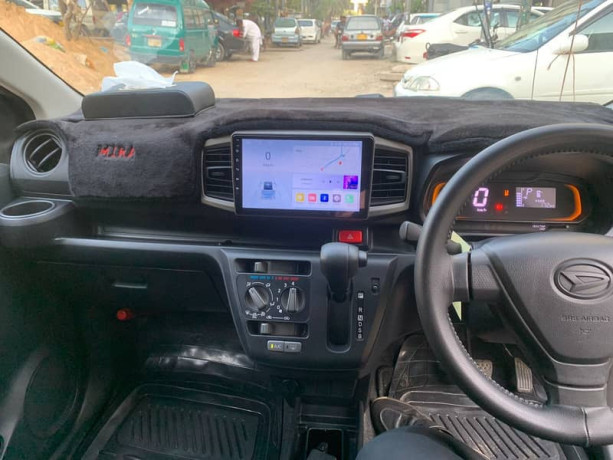 daihatsu-mira-es-2022-big-5