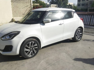 suzuki-swift-glx-2022-top-of-the-line