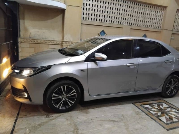 toyota-corolla-altis-2021-near-5-star-chowrangi-big-10