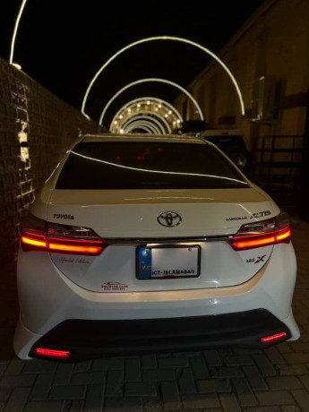 toyota-altis-16-spical-edition-big-5