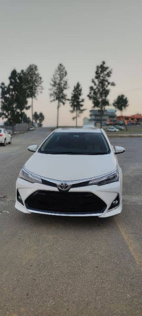 toyota-altis-16-spical-edition-big-6