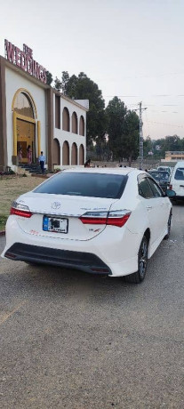 toyota-altis-16-spical-edition-big-10