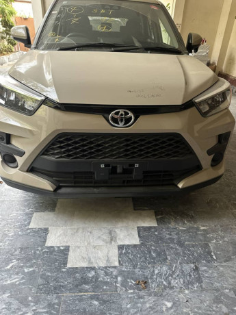 toyota-raize-x-package-2021-model-big-0