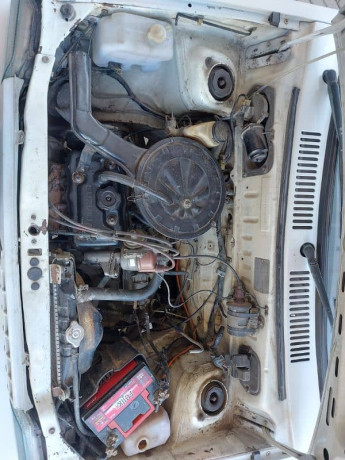 suzuki-mehran-2000-big-8