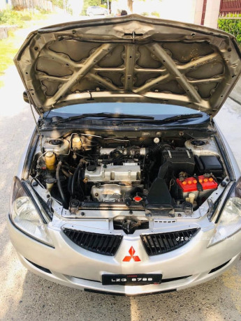 mitsubishi-lancer-2005-big-4