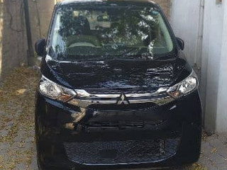 mitsubishi-ek-wagon-2020