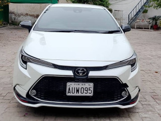 toyota-corolla-2020-hybrid