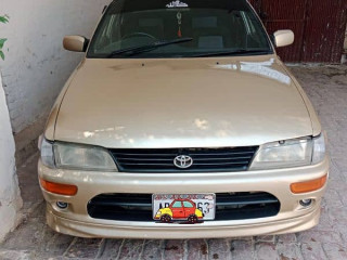 toyota-corolla-xe-2001