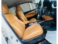 fortuner-v-27-petrol-2018-small-7