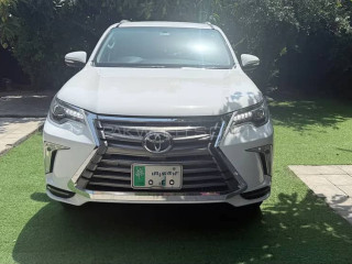 toyota-fortuner-27-vvti-2018-model