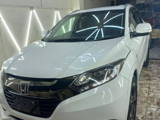 honda-vezel-201619-z-orange
