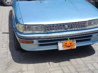 toyota-corolla-1990