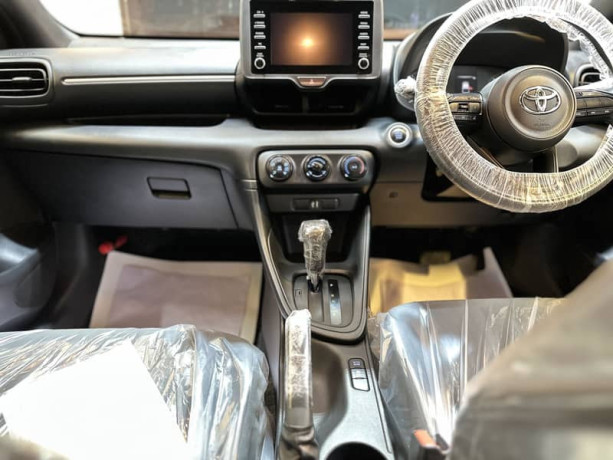 toyota-yaris-2022-june-2025-35-grade-passo-swift-cultus-2021-2024-23-big-8