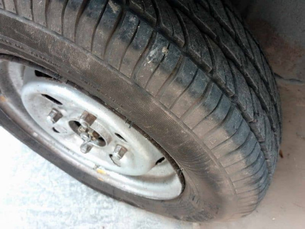 suzuki-mehran-vxr-2006-big-11