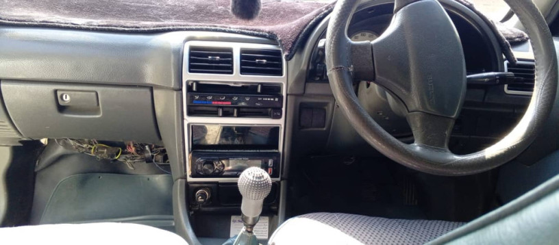 suzuki-cultus-vxr-2005-big-5