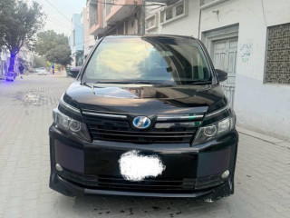 toyota-voxy-hybrid-x-2016-model