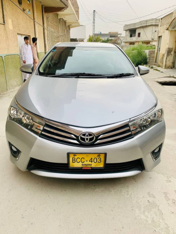 corolla-altis-18-big-4