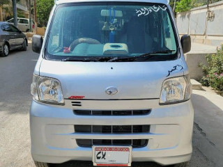 daihatsu-hijet-same-is-suzuki-every-nissan-clipper-atrai-mazda-scrum