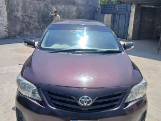 toyota-corolla-gli-2012