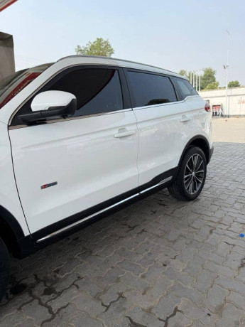 proton-x70-premium-fwd-big-4