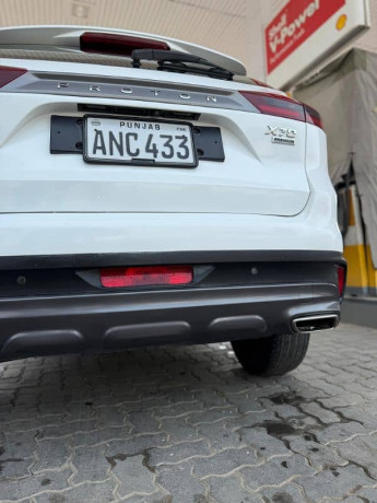 proton-x70-premium-fwd-big-6