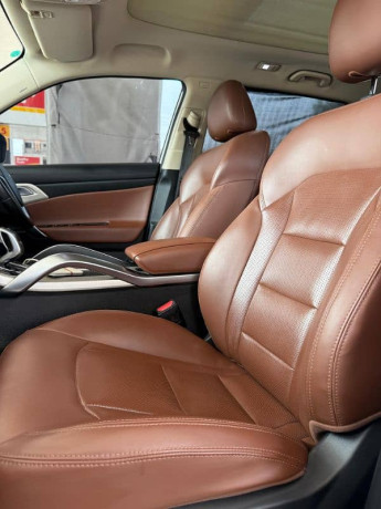 proton-x70-premium-fwd-big-17