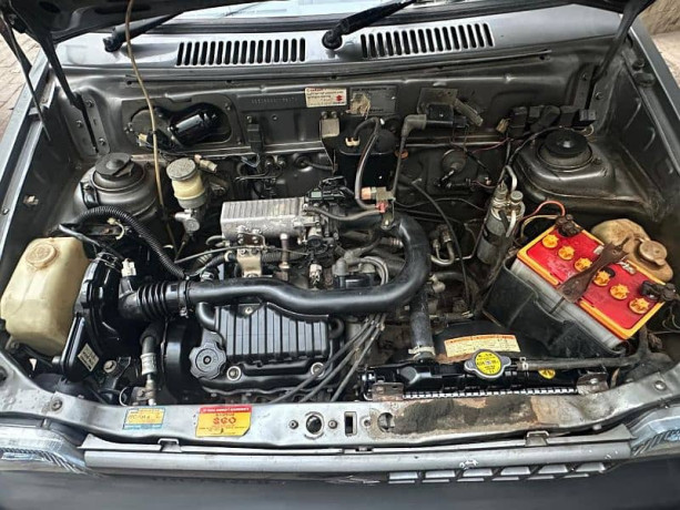 suzuki-mehran-vxr-2015-big-9