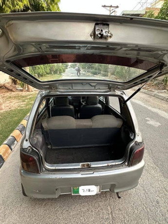 daihatsu-cuore-2010-big-6