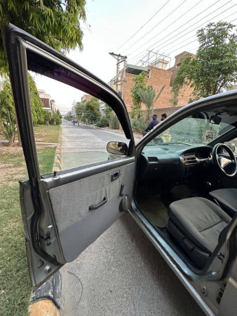 daihatsu-cuore-2010-big-10