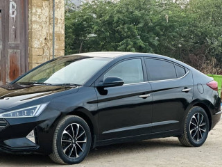hyundai-elantra-gls-20