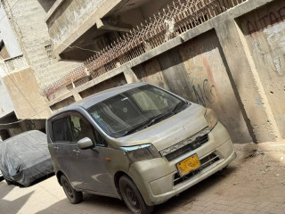 daihatsu-move-201417