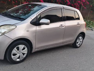 toyota-vitz