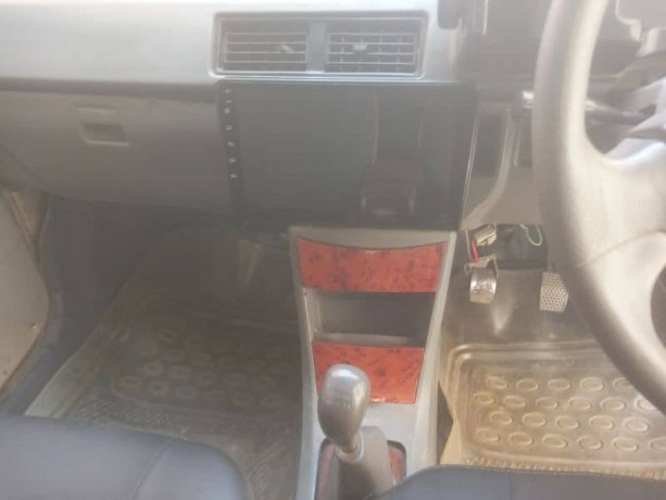 suzuki-mehran-vxr-2006-big-18