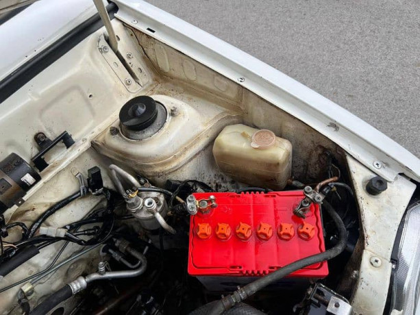 suzuki-mehran-20102011-total-original-big-14
