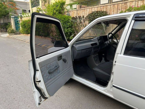 suzuki-mehran-20102011-total-original-big-8