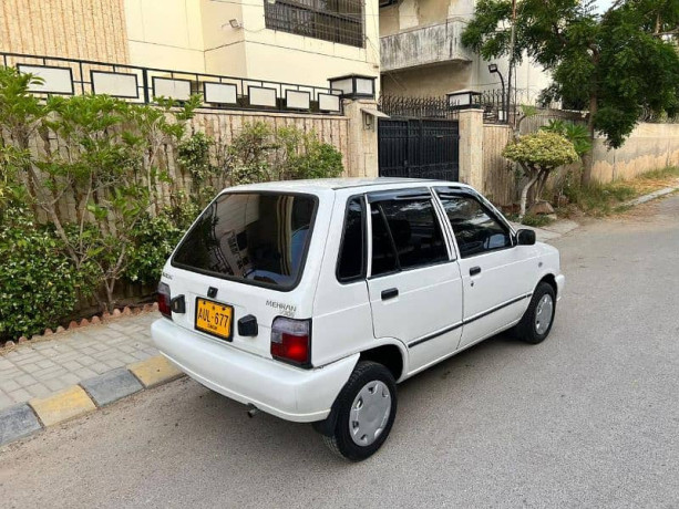 suzuki-mehran-20102011-total-original-big-3