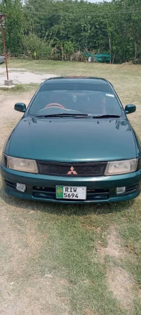 mitsubishi-lancer-1997-big-1