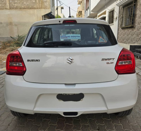 suzuki-swift-2023-big-12