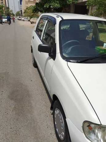 suzuki-alto-2012-big-8