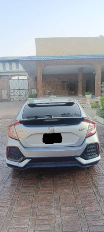 honda-civic-turbo-15-2017-big-1