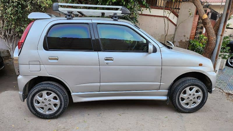 daihatsu-terios-kid-2004-big-1